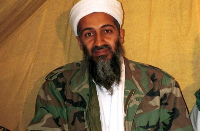 Έσπασε τη σιωπή της η μητέρα του Οσάμα μπιν Λάντεν: «Του έλεγα να μείνει μακριά τους αλλά…»